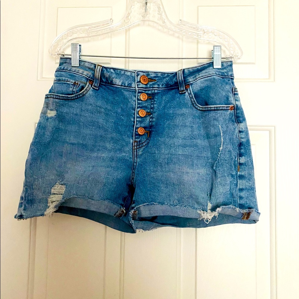 Maurice’s High Rise Button Fly Distressed shorts.